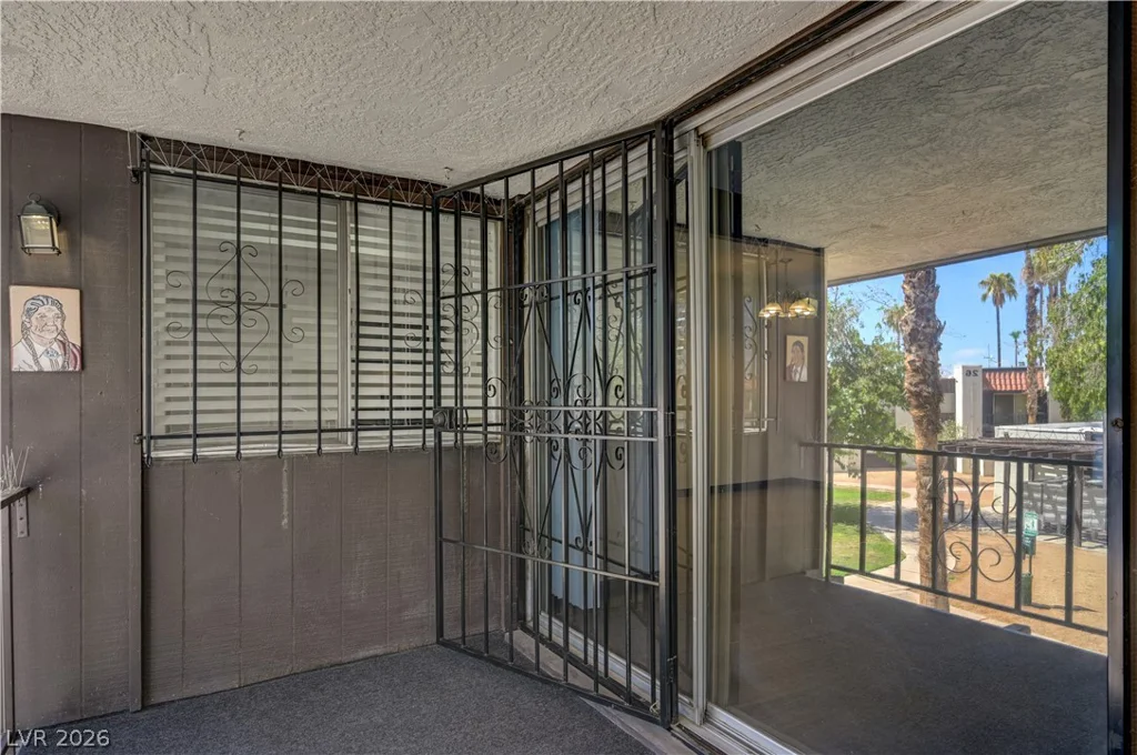 1405 Vegas Valley, Las Vegas, NV 89169