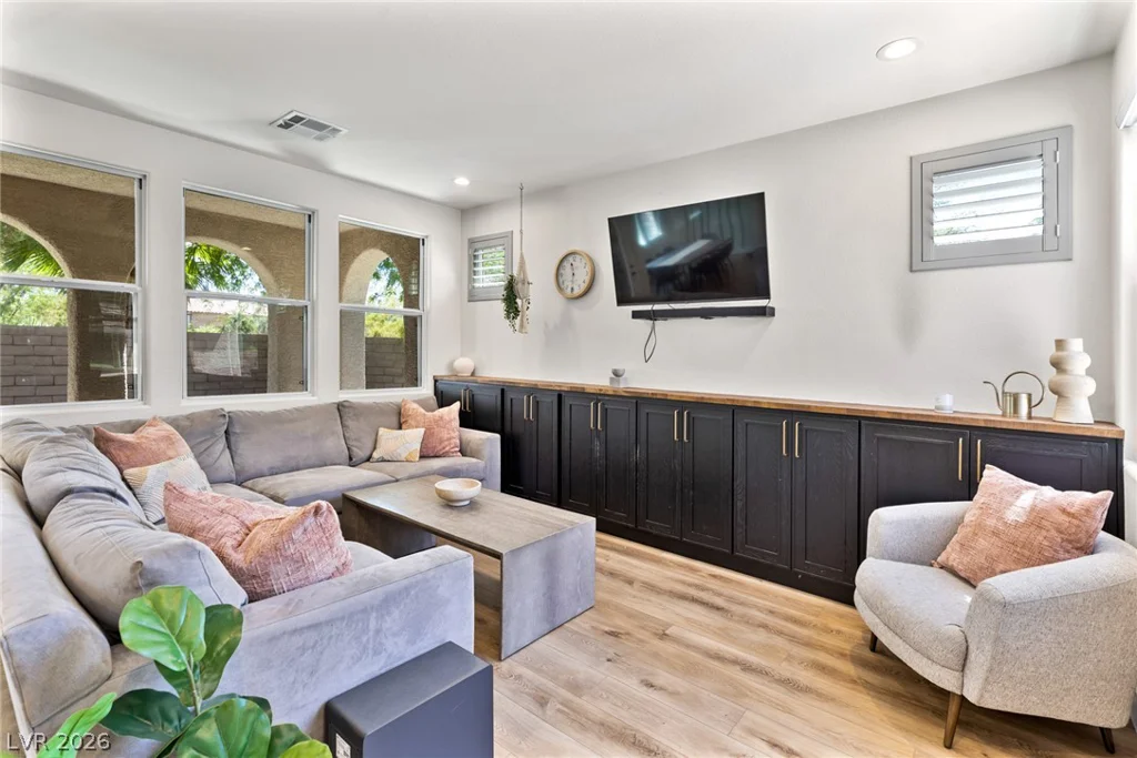 620 Wandering Violets, Las Vegas, NV 89138