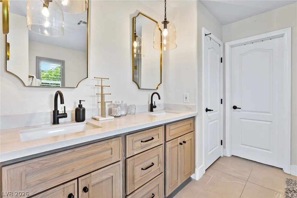 620 Wandering Violets, Las Vegas, NV 89138