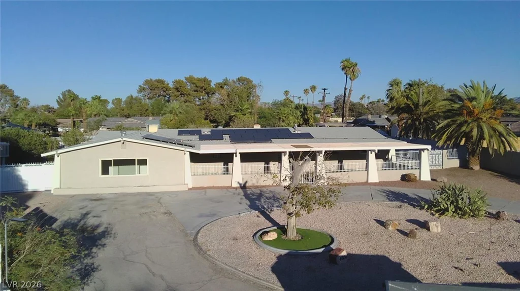 4638 Corral, Las Vegas, NV 89119