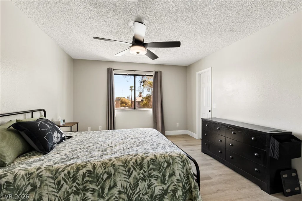 5576 Rochelle, Las Vegas, NV 89103