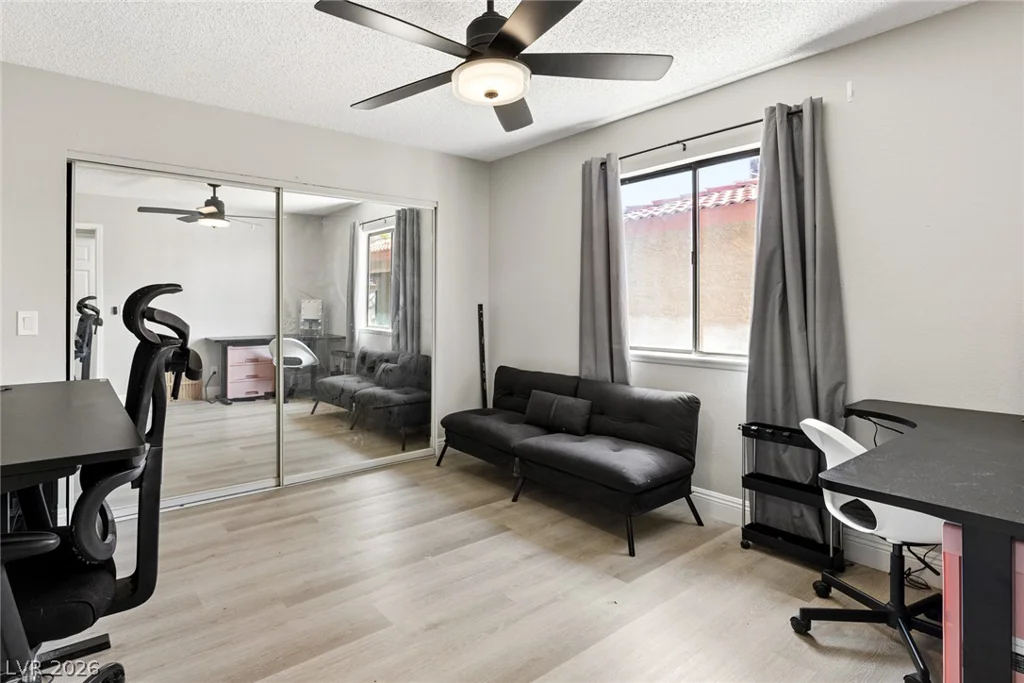 5576 Rochelle, Las Vegas, NV 89103