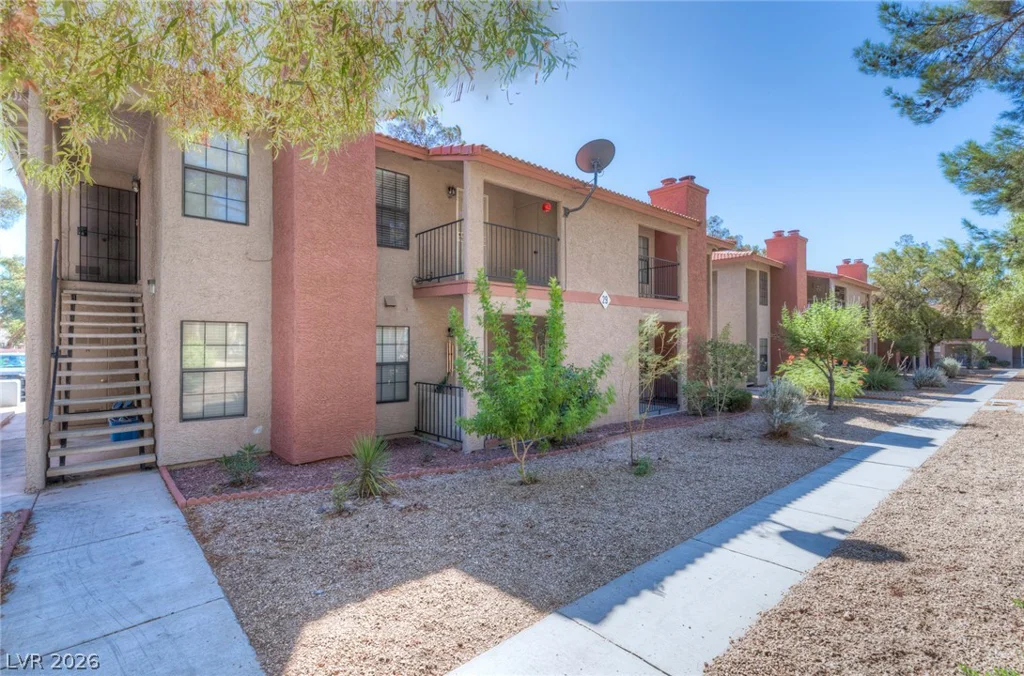 5576 Rochelle, Las Vegas, NV 89103