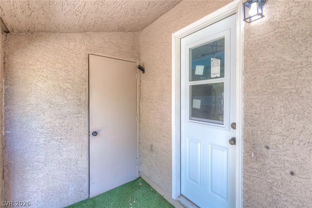 5576 Rochelle, Las Vegas, NV 89103