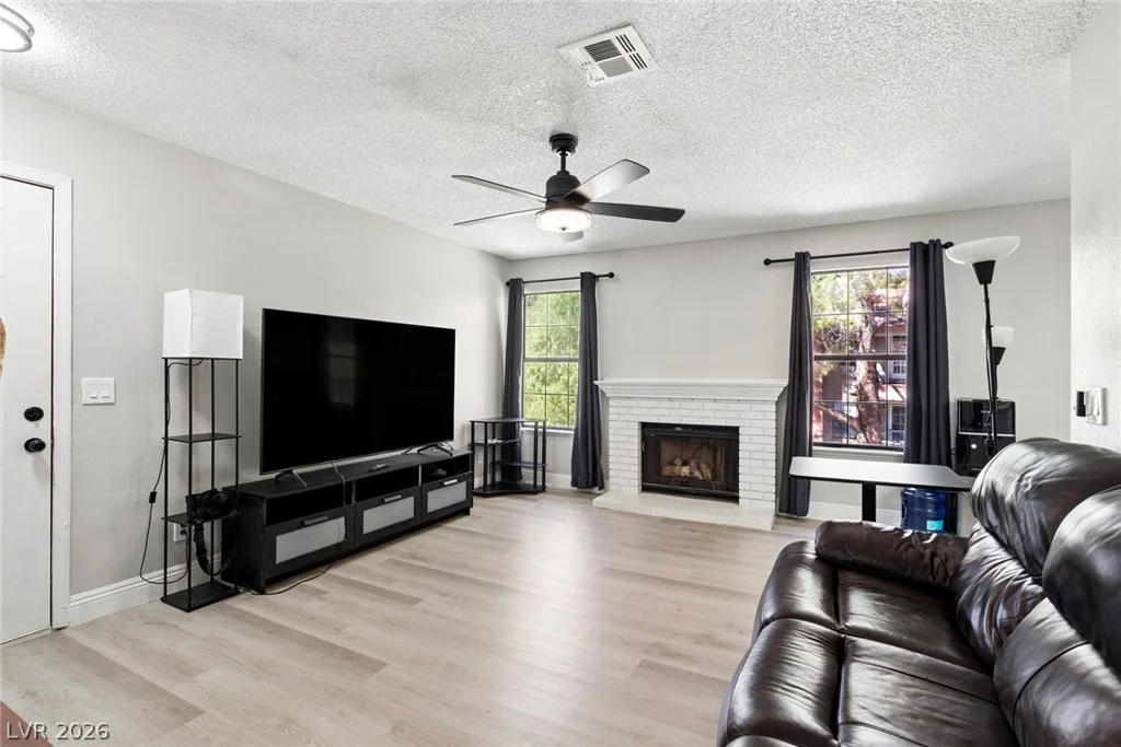 5576 Rochelle, Las Vegas, NV 89103