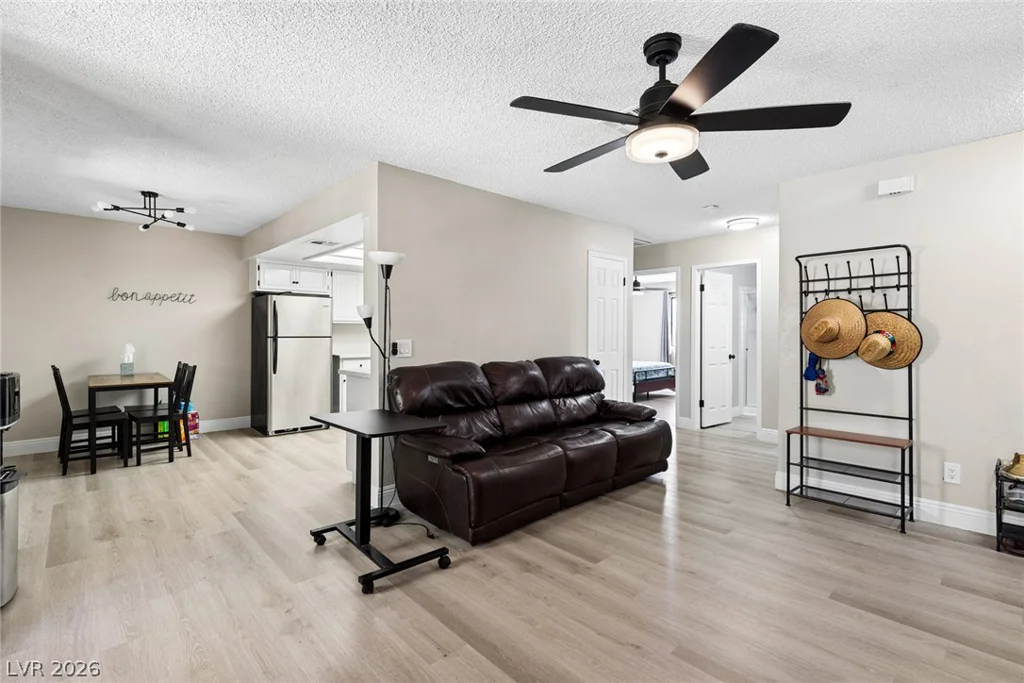 5576 Rochelle, Las Vegas, NV 89103