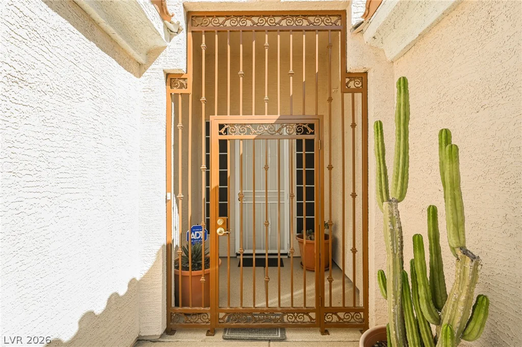 8636 Highland View, Las Vegas, NV 89145