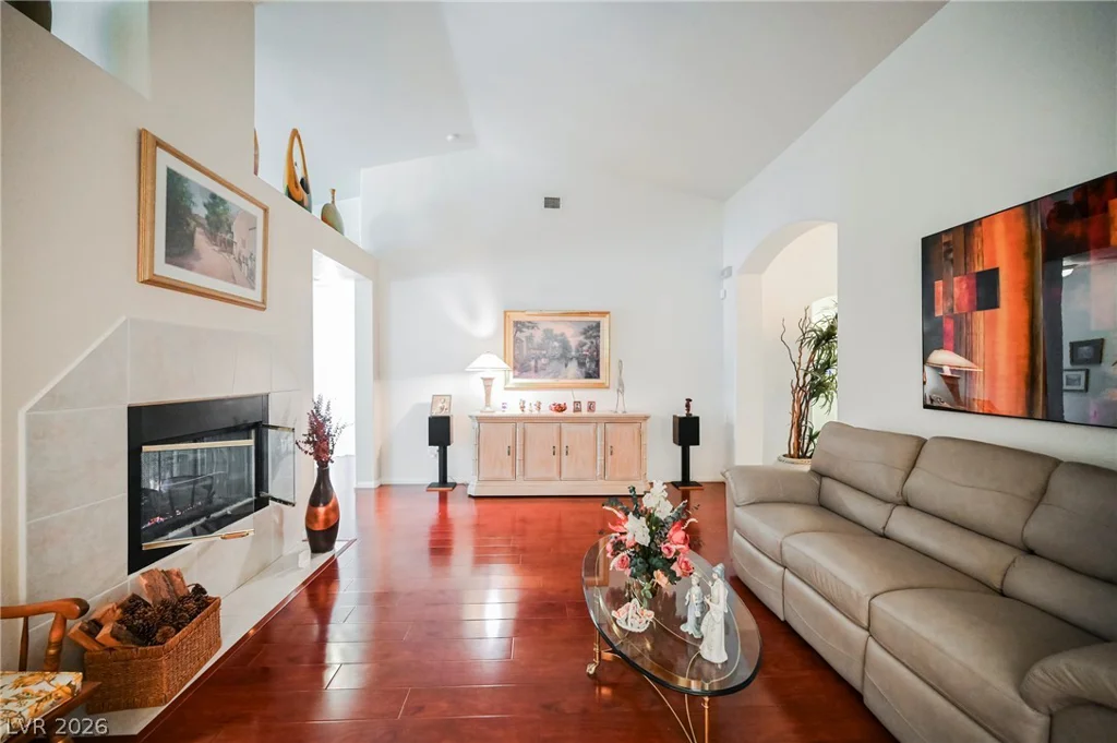 8636 Highland View, Las Vegas, NV 89145
