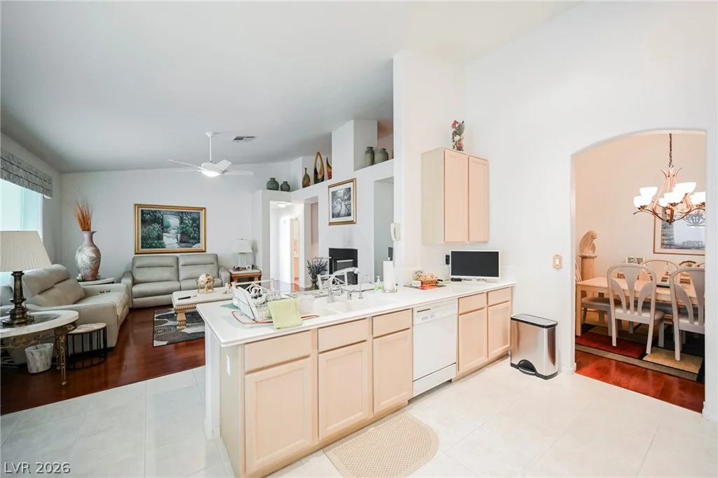 8636 Highland View, Las Vegas, NV 89145
