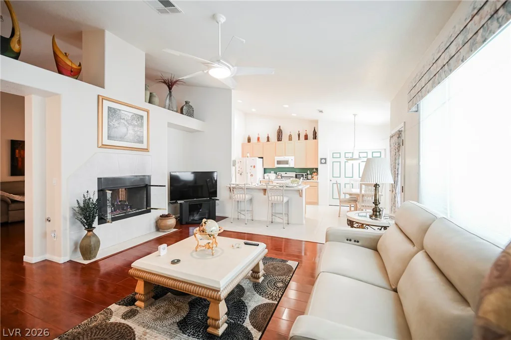 8636 Highland View, Las Vegas, NV 89145