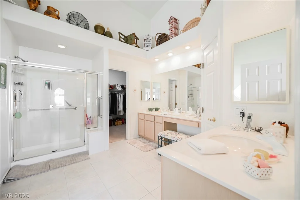 8636 Highland View, Las Vegas, NV 89145