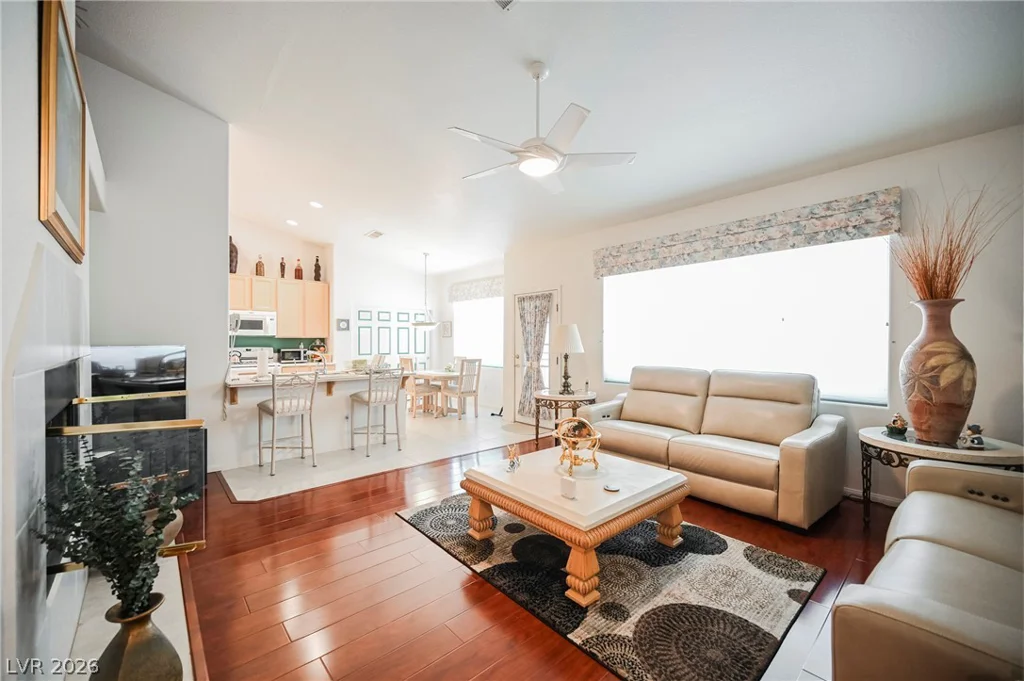 8636 Highland View, Las Vegas, NV 89145