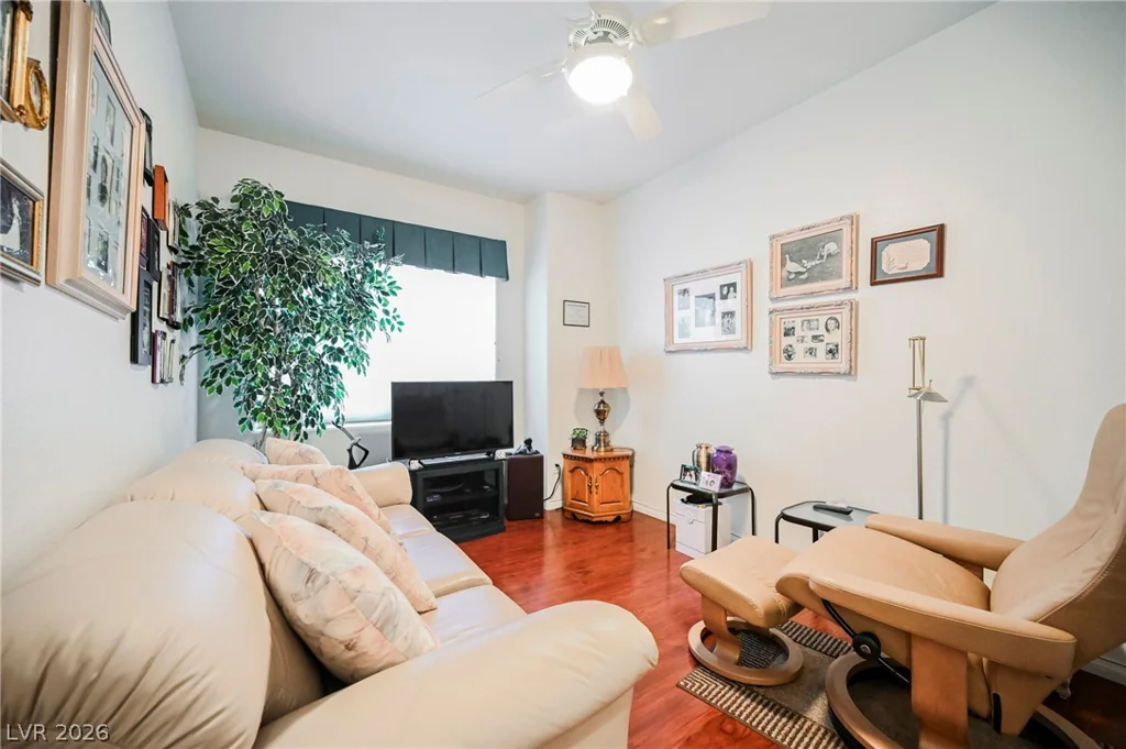 8636 Highland View, Las Vegas, NV 89145