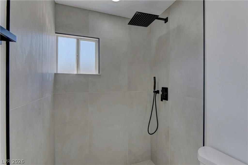 34 Del Amo, Las Vegas, NV 89110