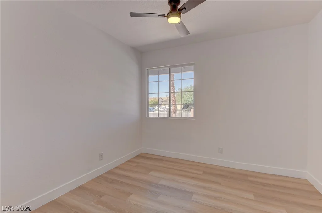 34 Del Amo, Las Vegas, NV 89110
