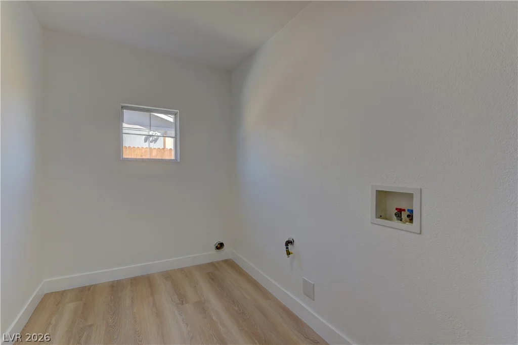 34 Del Amo, Las Vegas, NV 89110
