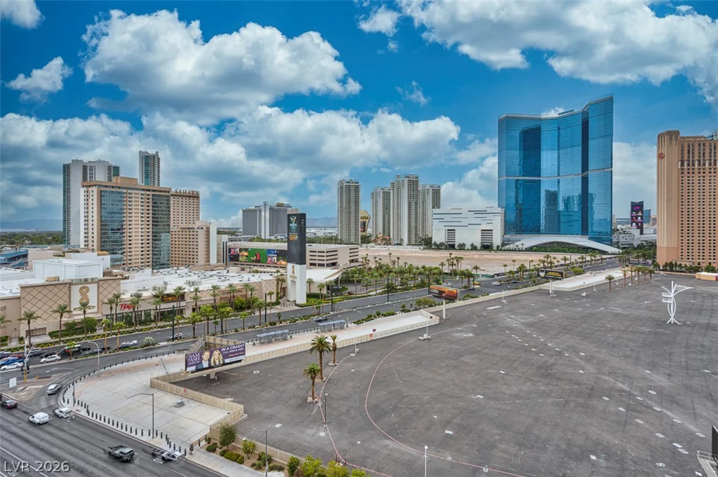 200 Sahara, Las Vegas, NV 89102