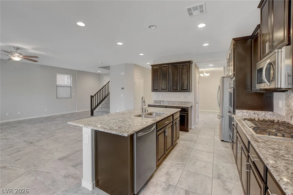 12402 Mosticone, Las Vegas, NV 89141