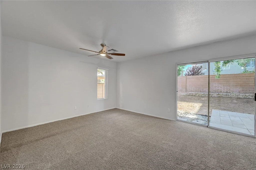 9821 Peseo Cresta, Las Vegas, NV 89117