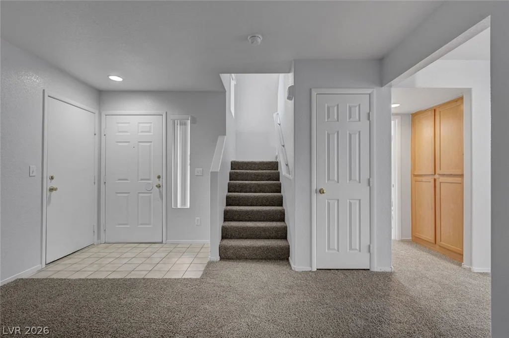9821 Peseo Cresta, Las Vegas, NV 89117