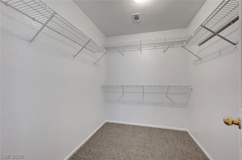 9821 Peseo Cresta, Las Vegas, NV 89117