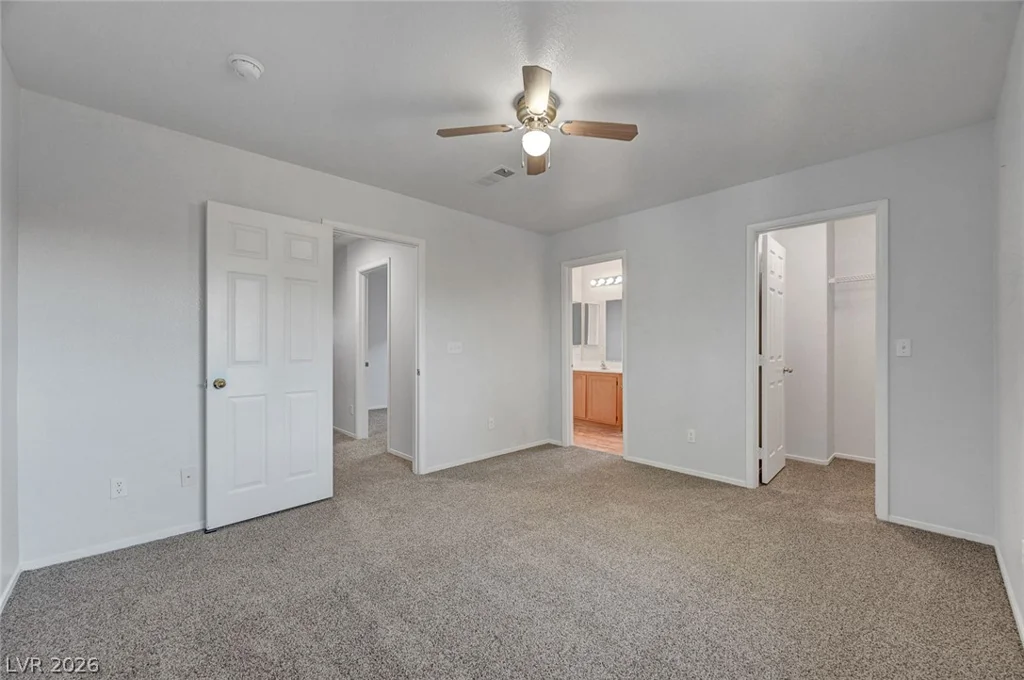 9821 Peseo Cresta, Las Vegas, NV 89117