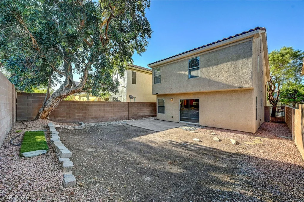 9821 Peseo Cresta, Las Vegas, NV 89117