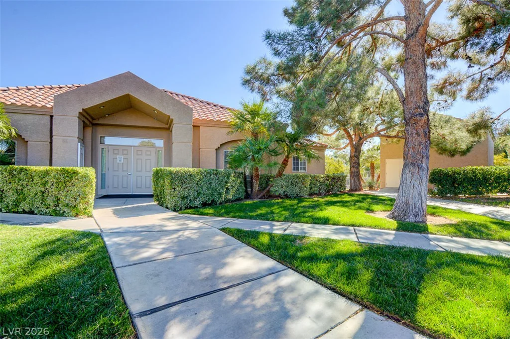 9821 Peseo Cresta, Las Vegas, NV 89117