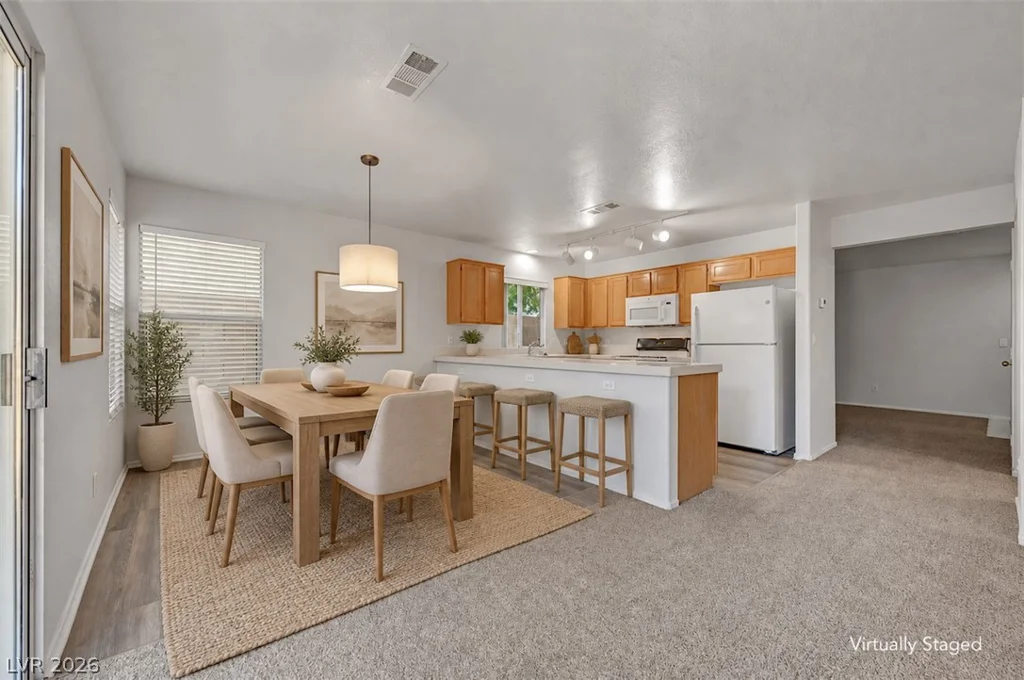 9821 Peseo Cresta, Las Vegas, NV 89117
