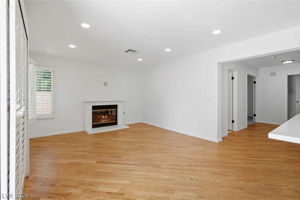 7459 Parnell, Las Vegas, NV 89147