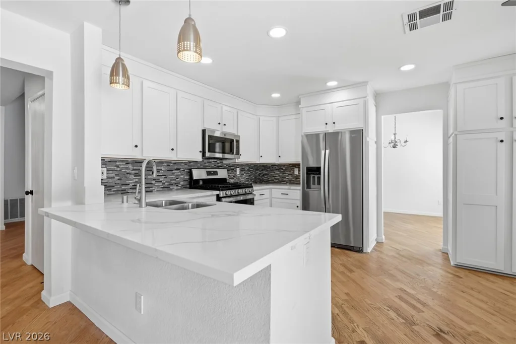 7459 Parnell, Las Vegas, NV 89147