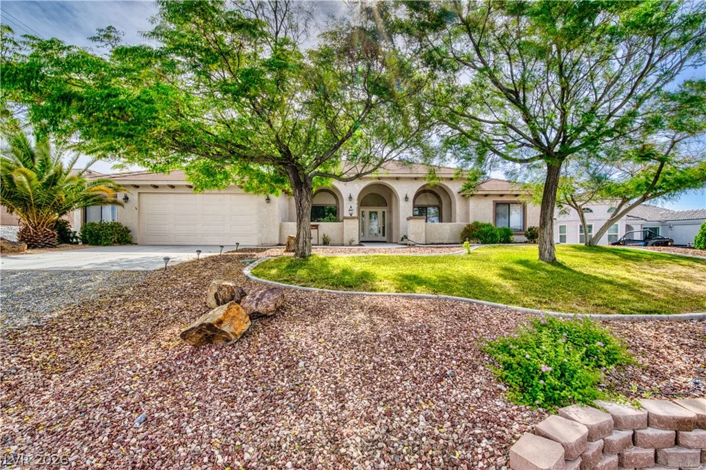2061 Iroquois, Pahrump, NV 89048