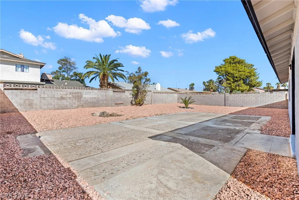 1712 Rockcrest, Las Vegas, NV 89108