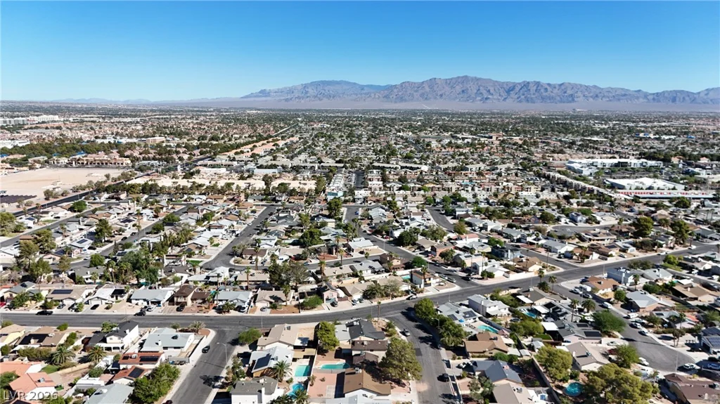 1712 Rockcrest, Las Vegas, NV 89108