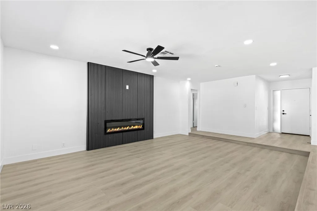 1712 Rockcrest, Las Vegas, NV 89108