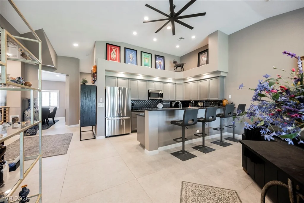7625 Rolling View, Las Vegas, NV 89149