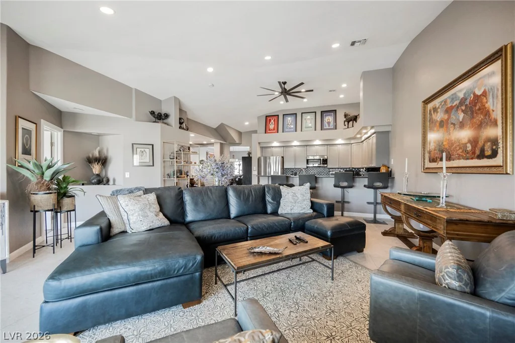 7625 Rolling View, Las Vegas, NV 89149
