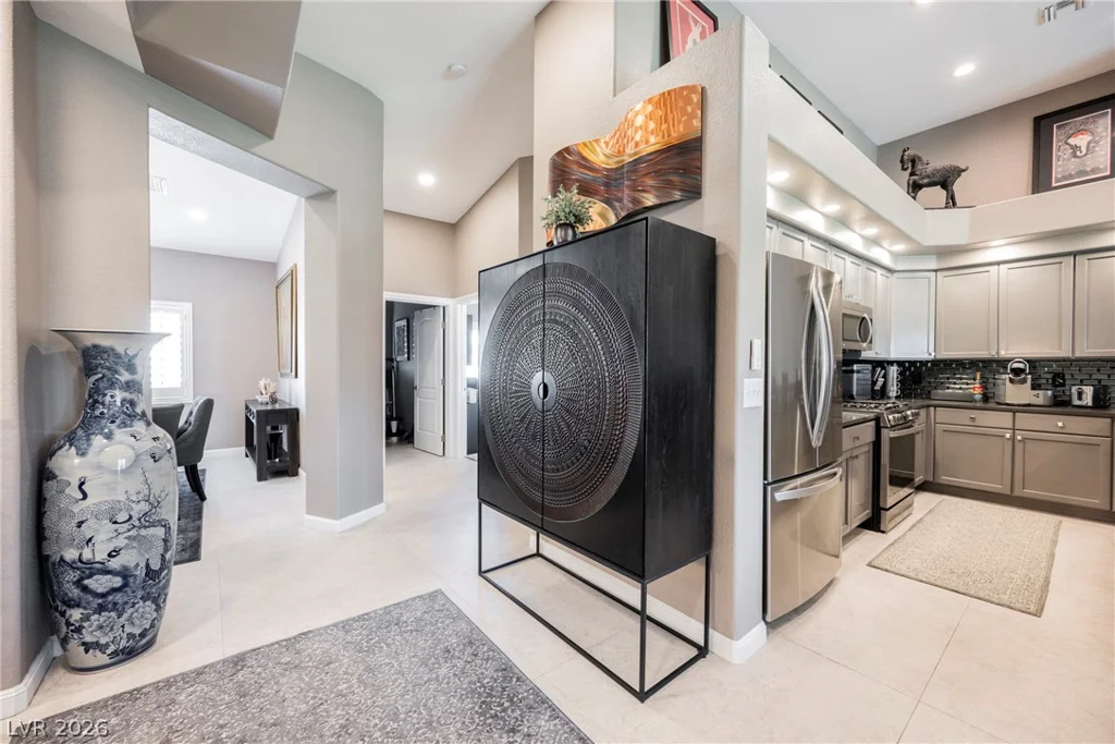 7625 Rolling View, Las Vegas, NV 89149