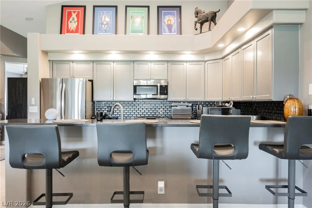7625 Rolling View, Las Vegas, NV 89149