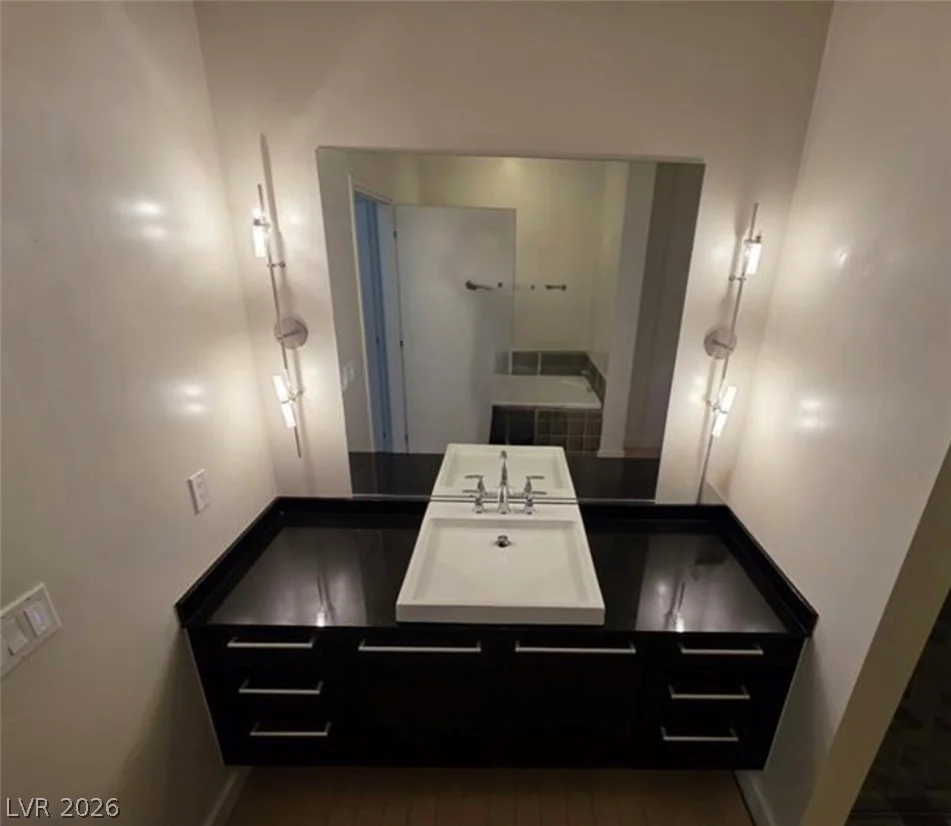 200 Hoover, Las Vegas, NV 89101