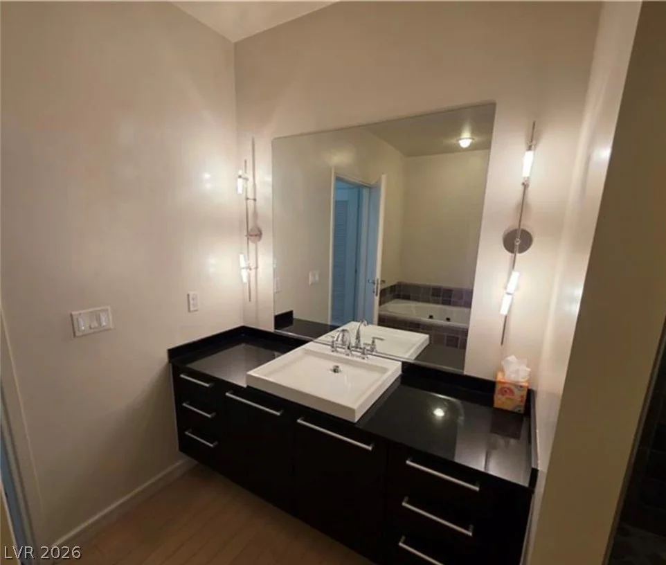 200 Hoover, Las Vegas, NV 89101