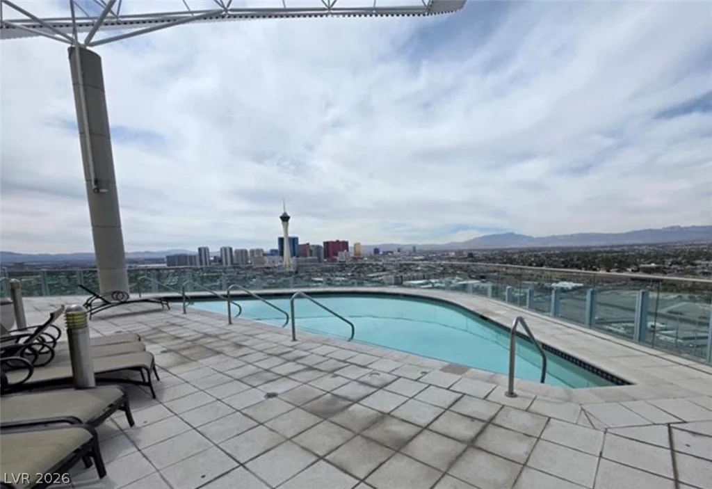200 Hoover, Las Vegas, NV 89101
