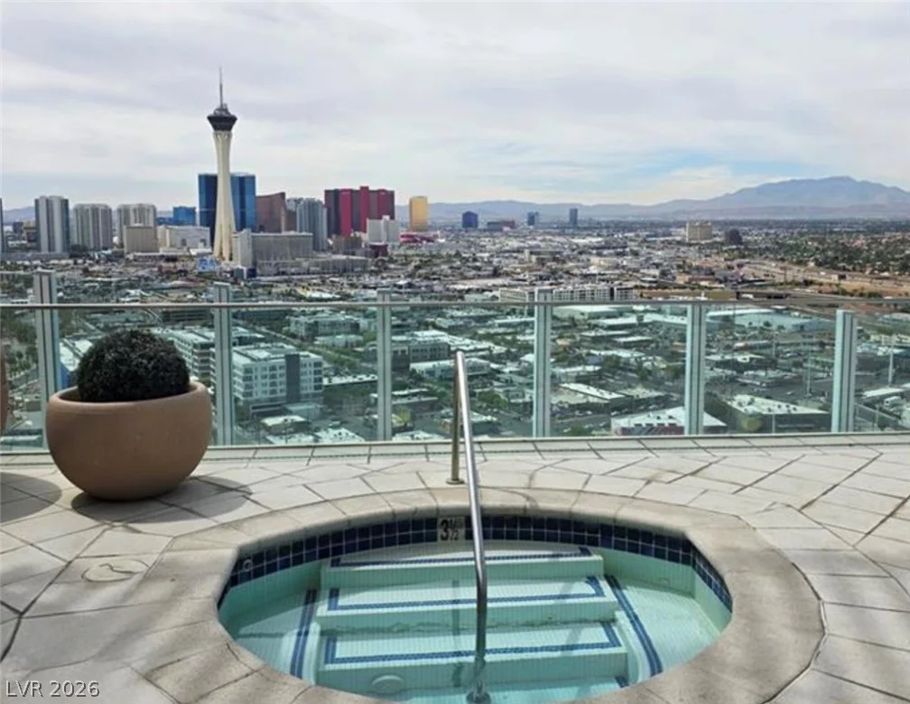 200 Hoover, Las Vegas, NV 89101