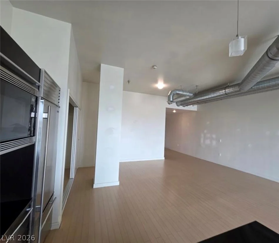 200 Hoover, Las Vegas, NV 89101