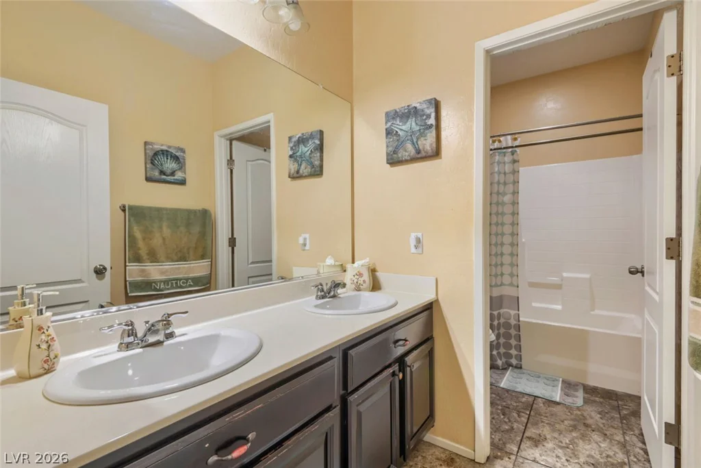 3920 Ropers Ranch, North Las Vegas, NV 89032