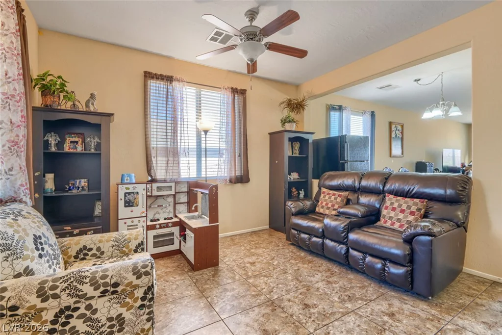 3920 Ropers Ranch, North Las Vegas, NV 89032