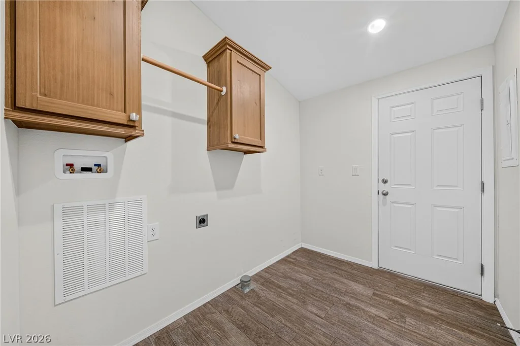 381 Pechstein, Pahrump, NV 89060