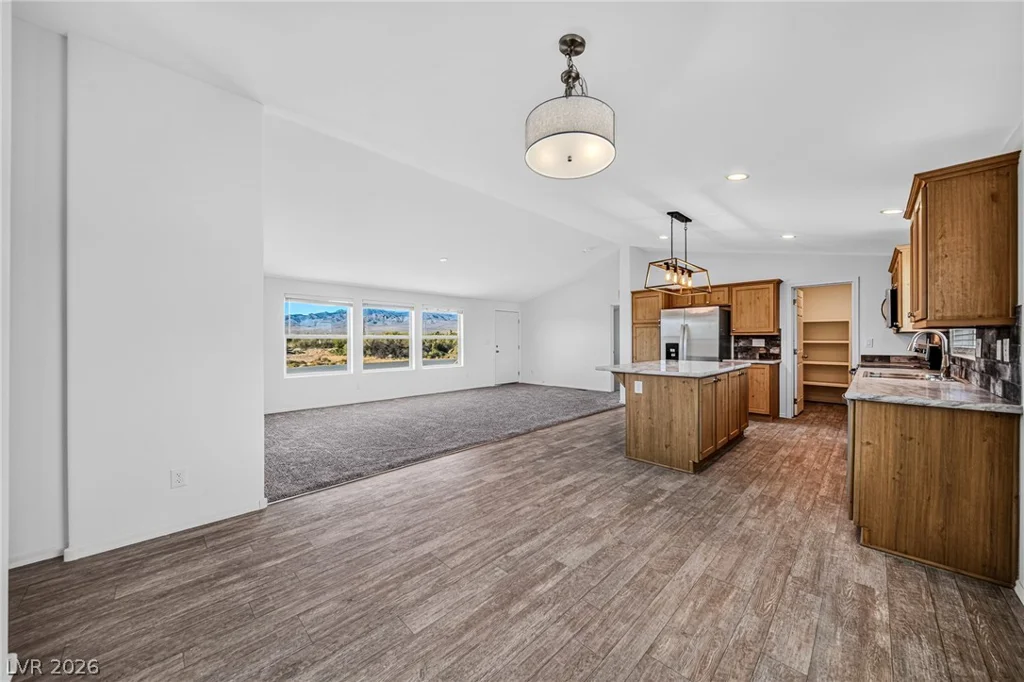 381 Pechstein, Pahrump, NV 89060