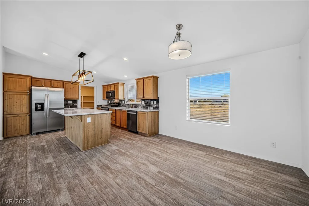 381 Pechstein, Pahrump, NV 89060