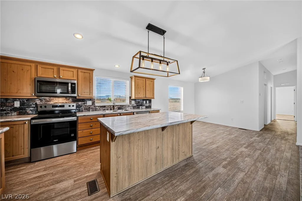 381 Pechstein, Pahrump, NV 89060